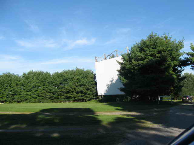 Point Drive-In - 2014 Photo